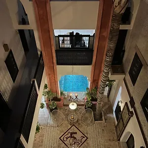 https://riad-5-sens-marrakesh.marrakeshhotelsmorocco.com