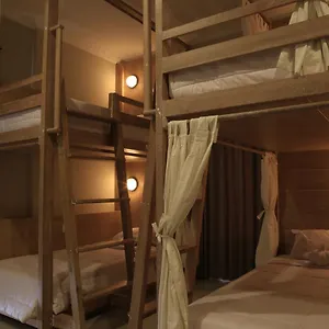 https://poshtel-ubud.ubudhotelsnow.com