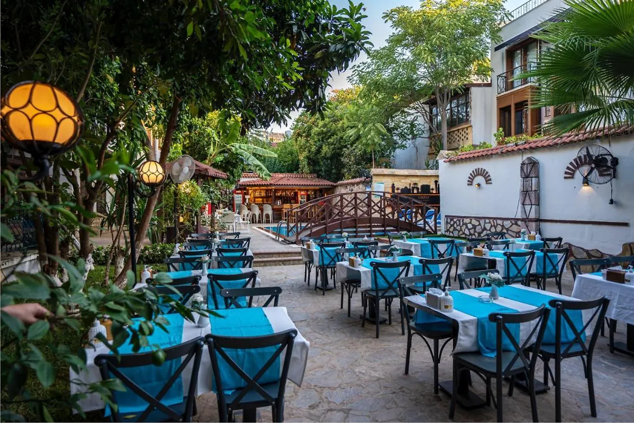 Castle Old Town Hotel Antalya 3*,